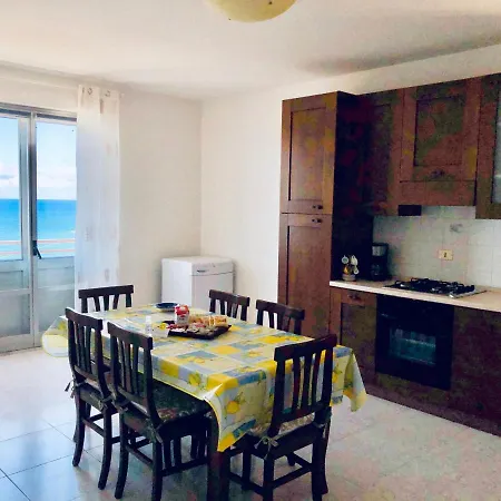 Attico Giusy Holiday home *